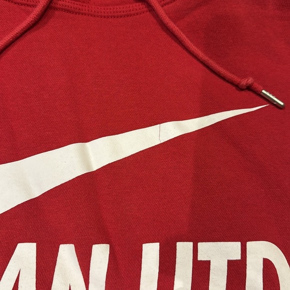 Manchester United Nike hoody - Picture 2 of 4